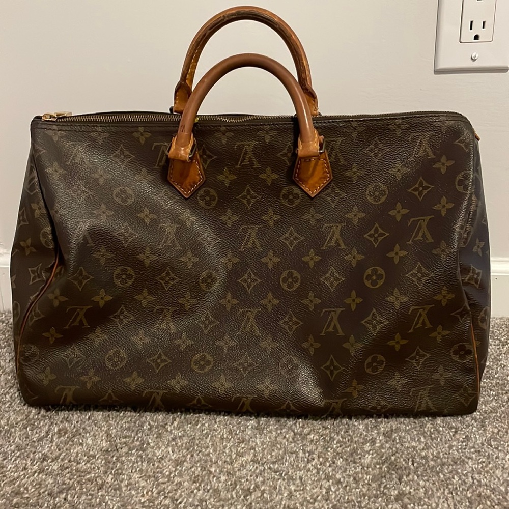 Authentic Vintage Louis Vuitton Speedy 40